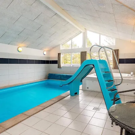 Luxury Retreat In *