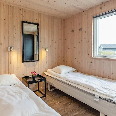 Seven-bedroom In Aalbaek