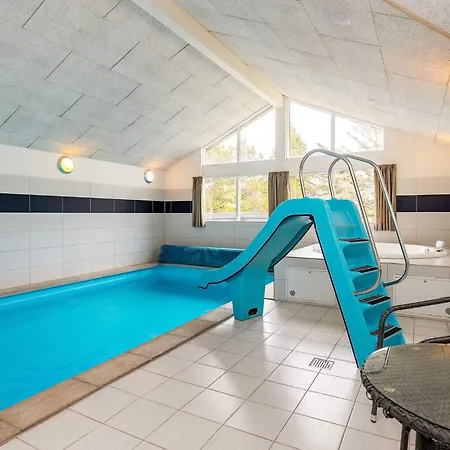 Luxury Retreat In *