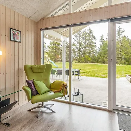 Luxury Retreat In *